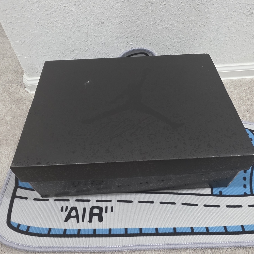 ( SOLD )Jordan Black Sneakers ( Black Cat 2025)